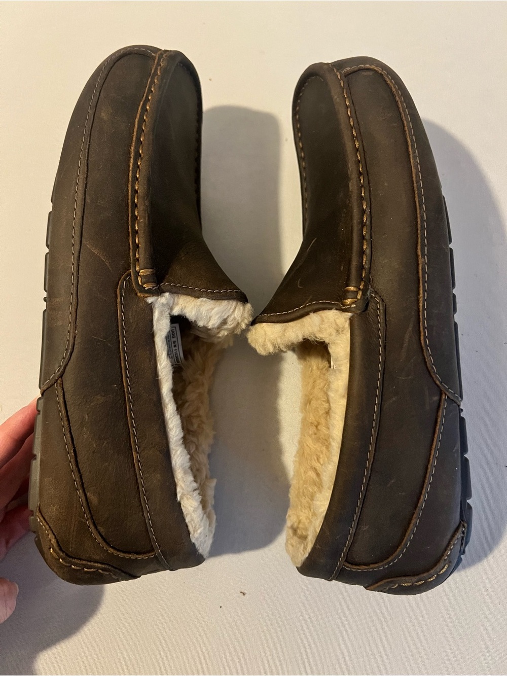 UGG Men's Ascot Suede Moc Toe Slippers in Chestnut | Men’s Size 10 - Picture 5 of 8